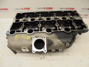 Used Camshaft kit Chrysler Voyager Price on request offered by N Kossen Autorecycling BV