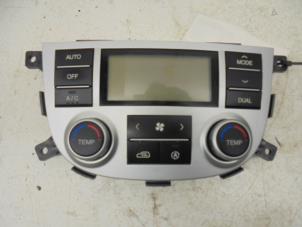 Used Air conditioning control panel Hyundai Santafe Price on request offered by N Kossen Autorecycling BV