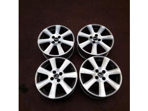 Used Set of sports wheels Renault Scénic II (JM) 1.9 dCi 120 Price on request offered by N Kossen Autorecycling BV
