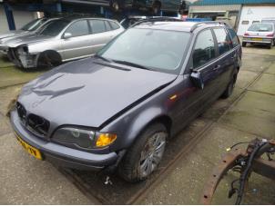 Used Front wing, left BMW 3 serie Touring (E46/3) 318i 16V Price on request offered by N Kossen Autorecycling BV