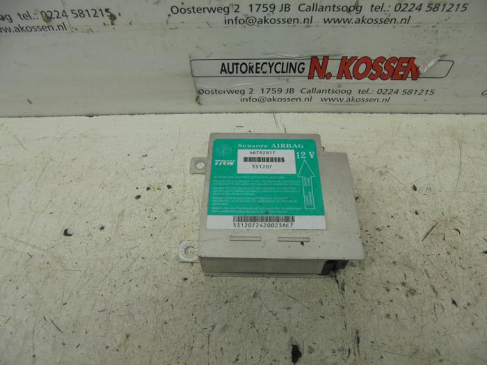 Begagnade Airbagsensor Fiat Seicento (187) 1.1 MPI S,SX,Sporting Pris på förfrågan erbjuds av N Kossen Autorecycling BV