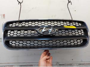Used Grille Hyundai Santafe Price on request offered by N Kossen Autorecycling BV