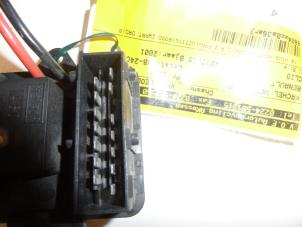 Used Heater resistor Renault Clio II Societe (SB) 1.9 D Price on request offered by N Kossen Autorecycling BV