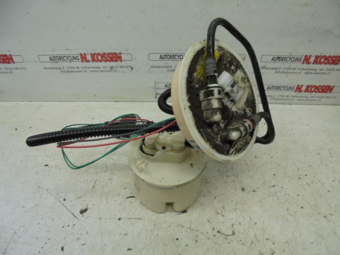 Usagé Pompe essence Ford Focus 1 1.6 16V Prix sur demande proposé par N Kossen Autorecycling BV