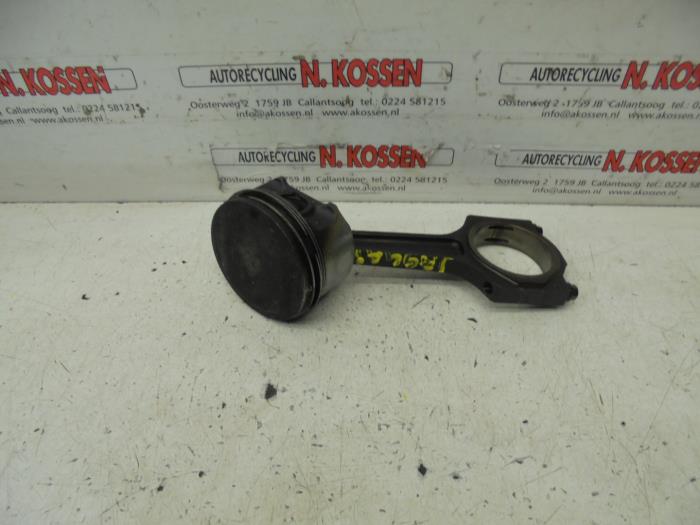 Usagé Piston Jaguar XJ Prix sur demande proposé par N Kossen Autorecycling BV
