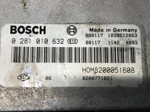 Engine management computer from a Renault Trafic New (FL) 1.9 dCi 100 16V 2002