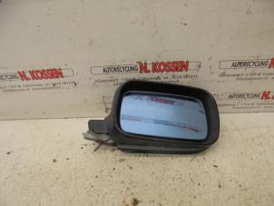 Used Mirror glass, right BMW 3 serie Touring (E46/3) 318i 16V Price on request offered by N Kossen Autorecycling BV