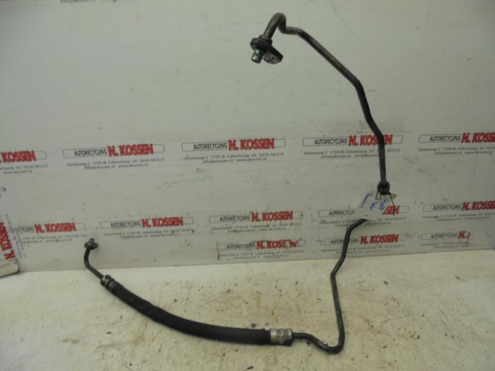 Power steering line from a Volvo XC90 I 2.9 T6 24V 2005