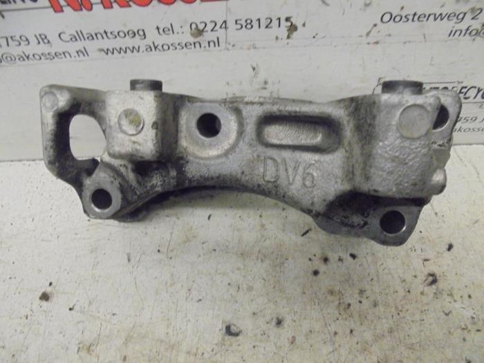 Used Engine mount Citroen Berlingo Price on request offered by N Kossen Autorecycling BV