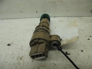 Used Speed sensor Hyundai Santafe Price on request offered by N Kossen Autorecycling BV