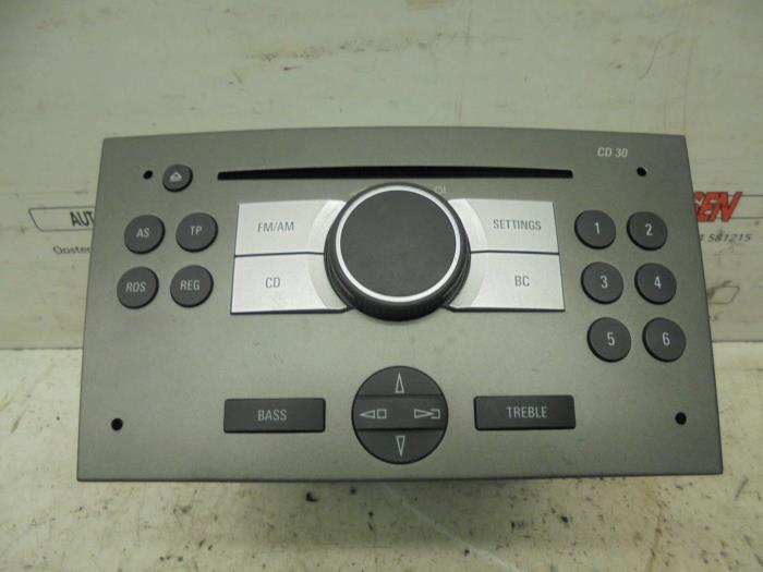 Radio CD player from a Opel Meriva 1.4 16V Twinport 2008
