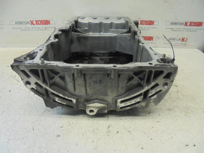 Gebrauchte Ölwanne Kia Sorento Preis auf Anfrage angeboten von N Kossen Autorecycling BV