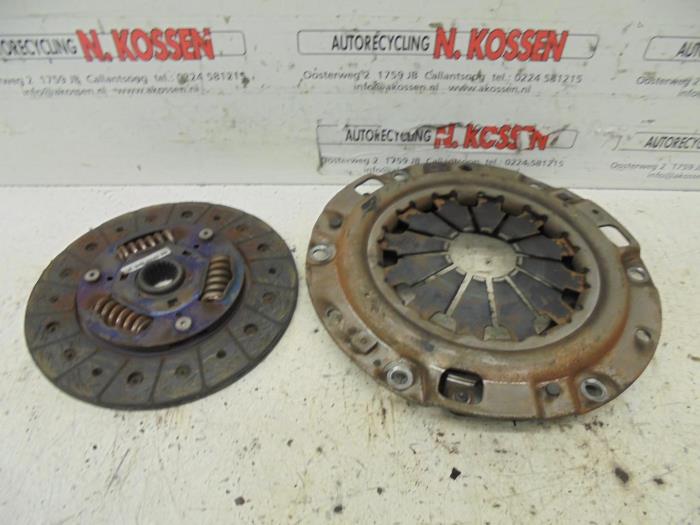 Begagnade Tryckplåt Daihatsu Cuore (L251/271/276) 1.0 12V Pris på förfrågan erbjuds av N Kossen Autorecycling BV