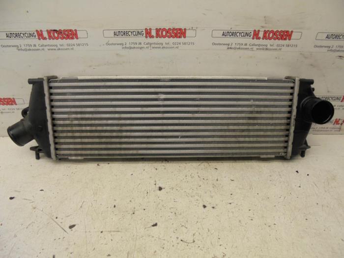 Usados Intercooler Opel Vivaro Precio de solicitud ofrecido por N Kossen Autorecycling BV