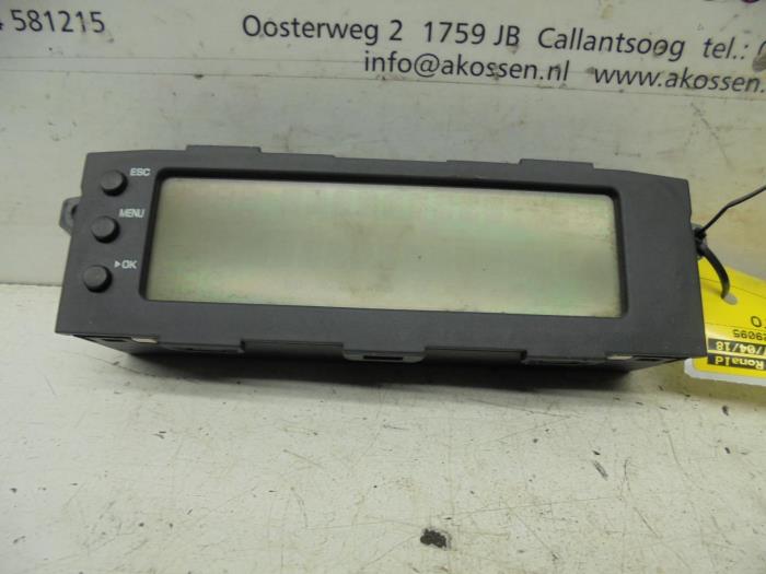 Begagnade Innerdisplay Citroen C5 II Berline (RC) 1.8 16V Pris på förfrågan erbjuds av N Kossen Autorecycling BV