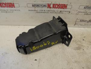 Used Front bumper bracket, right Smart Fortwo Coupé (451.3) Electric Drive Price on request offered by N Kossen Autorecycling BV