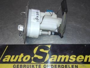 Used Electric fuel pump Kia Sportage (JE) 2.0 CVVT 16V 4x2 Price € 125,00 Margin scheme offered by Auto Samsen B.V.
