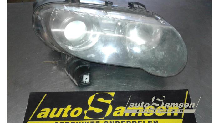 Używane Reflektor prawy Rover 75 1.8 16V Classic Cena € 75,00 Procedura marży oferowane przez Auto Samsen B.V.