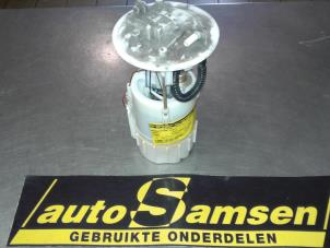 Usados Bomba eléctrica de combustible Renault Espace (JK) 2.0 16V Turbo Precio € 75,00 Norma de margen ofrecido por Auto Samsen B.V.