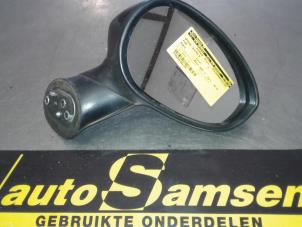 Usagé Rétroviseur extérieur droit Fiat Grande Punto (199) 1.4 Prix € 40,00 Règlement à la marge proposé par Auto Samsen B.V.