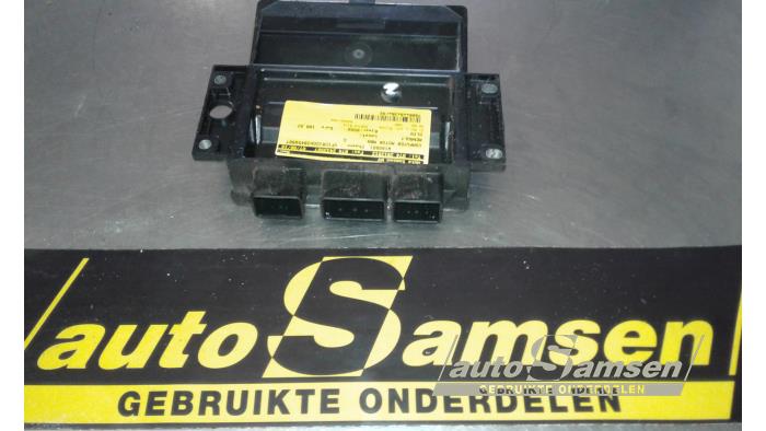 Used Engine management computer Renault Clio III (BR/CR) 1.5 dCi 70 Price € 100,00 Margin scheme offered by Auto Samsen B.V.