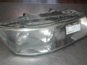 Used Headlight, right Hyundai Sonata Price € 75,00 Margin scheme offered by Auto Samsen B.V.