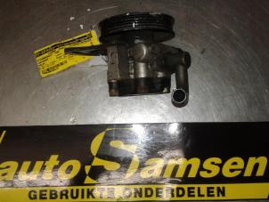 Usagé Pompe de direction Chevrolet Kalos (SF48) 1.2 Prix € 50,00 Règlement à la marge proposé par Auto Samsen B.V.
