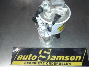 Usagé Pompe à carburant Toyota Aygo (B10) 1.0 12V VVT-i Prix € 50,00 Règlement à la marge proposé par Auto Samsen B.V.