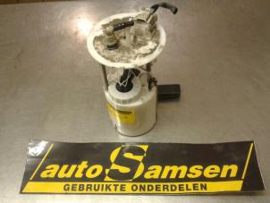 Usagé Pompe d'injection Chevrolet Spark 1.0 16V Bifuel Prix € 75,00 Règlement à la marge proposé par Auto Samsen B.V.