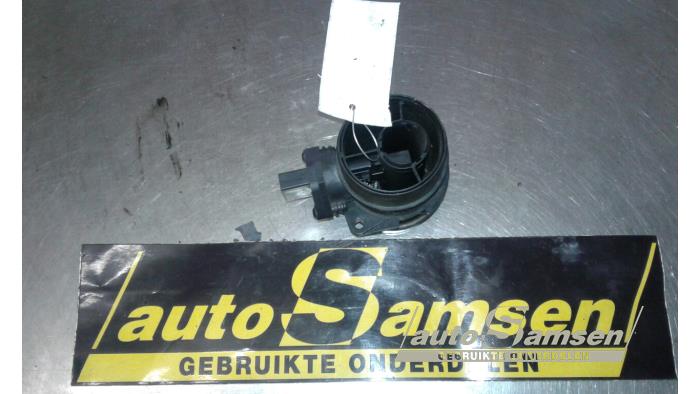 Begagnade Luftflödesmätare Volkswagen Golf V (1K1) 2.0 TDI 16V Pris € 40,00 Marginaltabell erbjuds av Auto Samsen B.V.