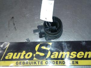 Used Airflow meter Volkswagen Golf V (1K1) 2.0 TDI 16V Price € 40,00 Margin scheme offered by Auto Samsen B.V.