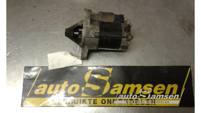 Gebrauchte Anlasser Toyota Yaris (P1) 1.0 16V VVT-i Preis € 40,00 Margenregelung angeboten von Auto Samsen B.V.