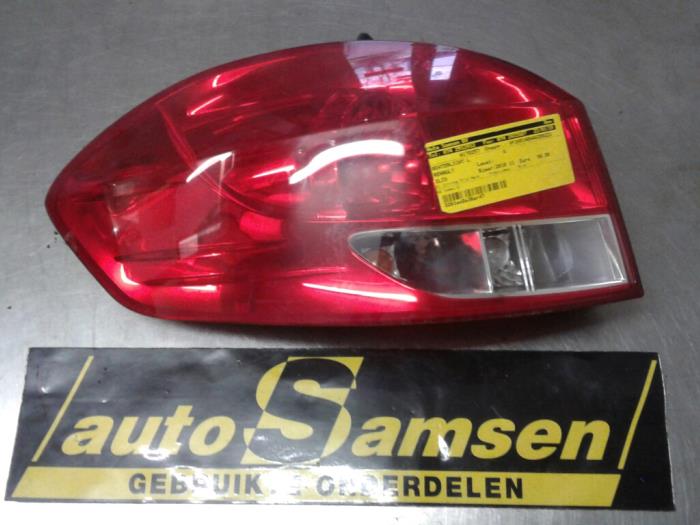 Taillight, left from a Renault Clio III Estate/Grandtour (KR) 1.2 16V TCE 100 2010