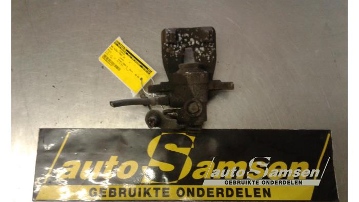 Gebrauchte Bremszange links hinten Fiat Stilo MW (192C) 1.6 16V Preis € 50,00 Margenregelung angeboten von Auto Samsen B.V.