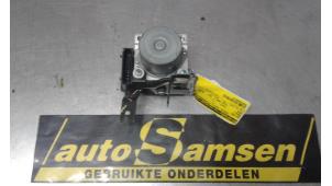Gebrauchte ABS Pumpe Renault Modus/Grand Modus (JP) 1.2 16V Preis € 75,00 Margenregelung angeboten von Auto Samsen B.V.