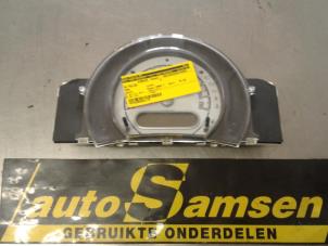 Usagé Compteur Opel Agila (B) 1.2 16V Prix € 75,00 Règlement à la marge proposé par Auto Samsen B.V.