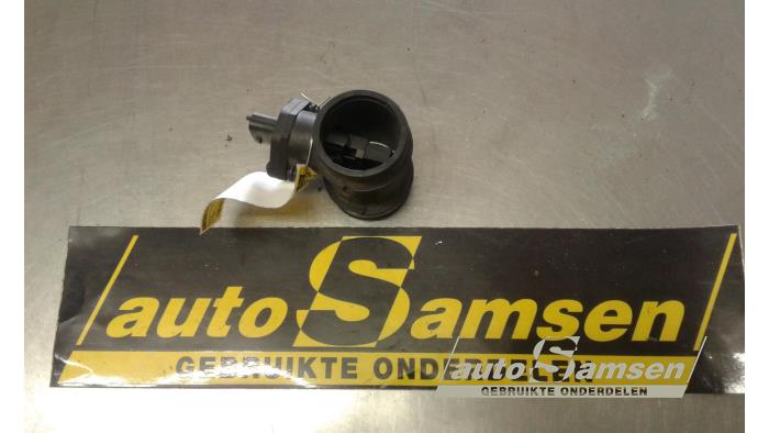 Usagé Débitmètre Opel Corsa C (F08/68) 1.0 12V Twin Port Prix € 40,00 Règlement à la marge proposé par Auto Samsen B.V.