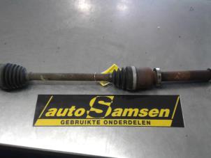 Used Front drive shaft, right Renault Clio III (BR/CR) 1.2 16V TCe 100 Price € 50,00 Margin scheme offered by Auto Samsen B.V.