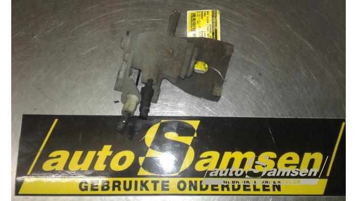 Gebrauchte Bremszange rechts hinten Ford Mondeo IV Wagon 2.0 TDCi 130 16V Preis € 75,00 Margenregelung angeboten von Auto Samsen B.V.