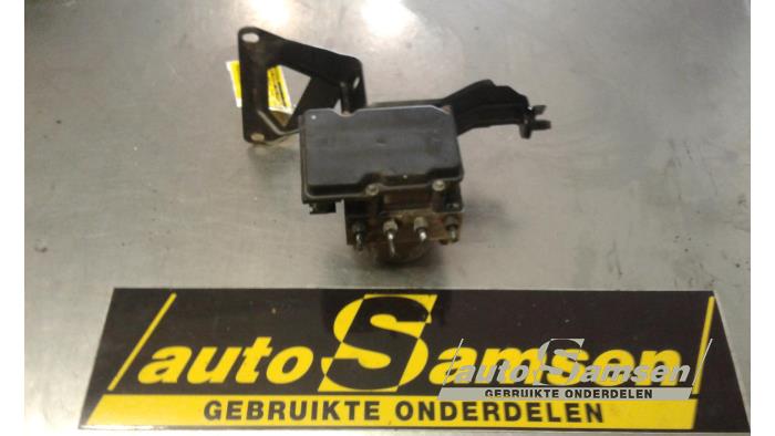Used ABS pump Subaru Forester (SG) 2.5 16V XT Price € 125,00 Margin scheme offered by Auto Samsen B.V.