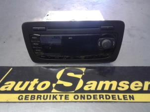 Used Radio CD player Seat Ibiza IV (6J5) 1.2 12V Price € 150,00 Margin scheme offered by Auto Samsen B.V.
