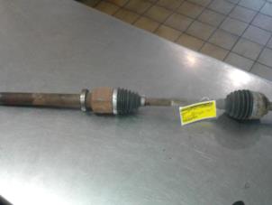 Used Front drive shaft, right Renault Clio III (BR/CR) 1.5 dCi FAP Price € 50,00 Margin scheme offered by Auto Samsen B.V.