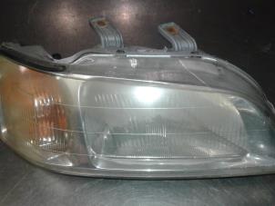 Used Headlight, right Honda Civic Aerodeck (MB/MC) 1.5i VTEC-E II 16V Price € 40,00 Margin scheme offered by Auto Samsen B.V.