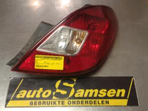 Gebrauchte Rücklicht rechts Opel Corsa D 1.3 CDTi 16V ecoFLEX Preis € 40,00 Margenregelung angeboten von Auto Samsen B.V.