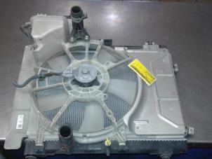 Używane Chlodnica klimatyzacji Toyota Yaris III (P13) 1.0 12V VVT-i Cena € 75,00 Procedura marży oferowane przez Auto Samsen B.V.