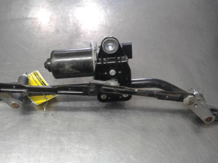 Front wiper motor from a Kia Picanto 2006