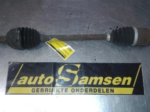 Used Front drive shaft, left Renault Clio III (BR/CR) 1.2 16V 75 Price € 50,00 Margin scheme offered by Auto Samsen B.V.