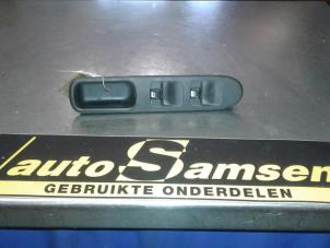 Gebrauchte Elektrisches Fenster Schalter Peugeot 307 Break (3E) 1.6 16V Preis € 40,00 Margenregelung angeboten von Auto Samsen B.V.