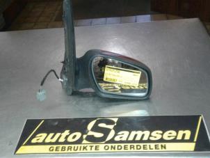 Gebrauchte Außenspiegel rechts Ford Focus C-Max 1.6 16V Preis € 40,00 Margenregelung angeboten von Auto Samsen B.V.