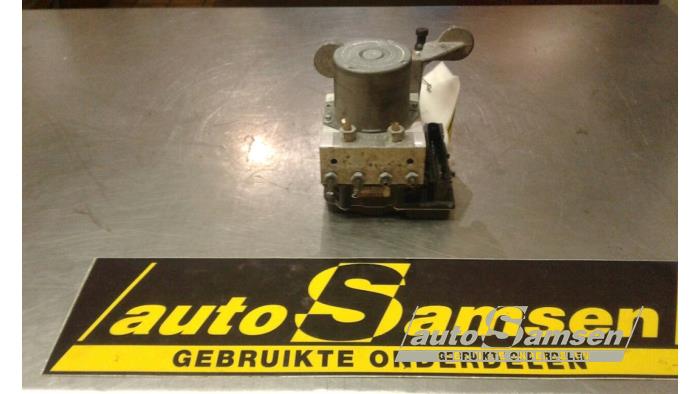 Begagnade ABS-pump Mercedes B (W245) 1.7 B-170 16V Pris € 150,00 Marginaltabell erbjuds av Auto Samsen B.V.